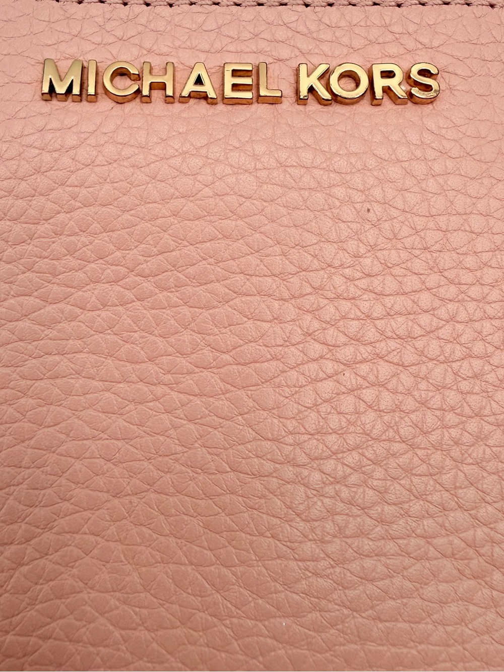 MICHAEL KORS Blush Pink Pebbled Leather Wristlet with Floral Charm - Picture 3 of 8
